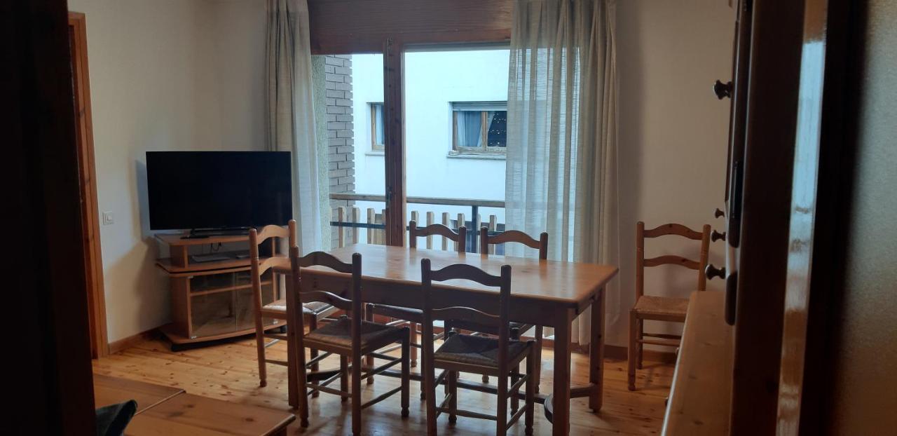 Apartment Natura Puigcerda Bagian luar foto